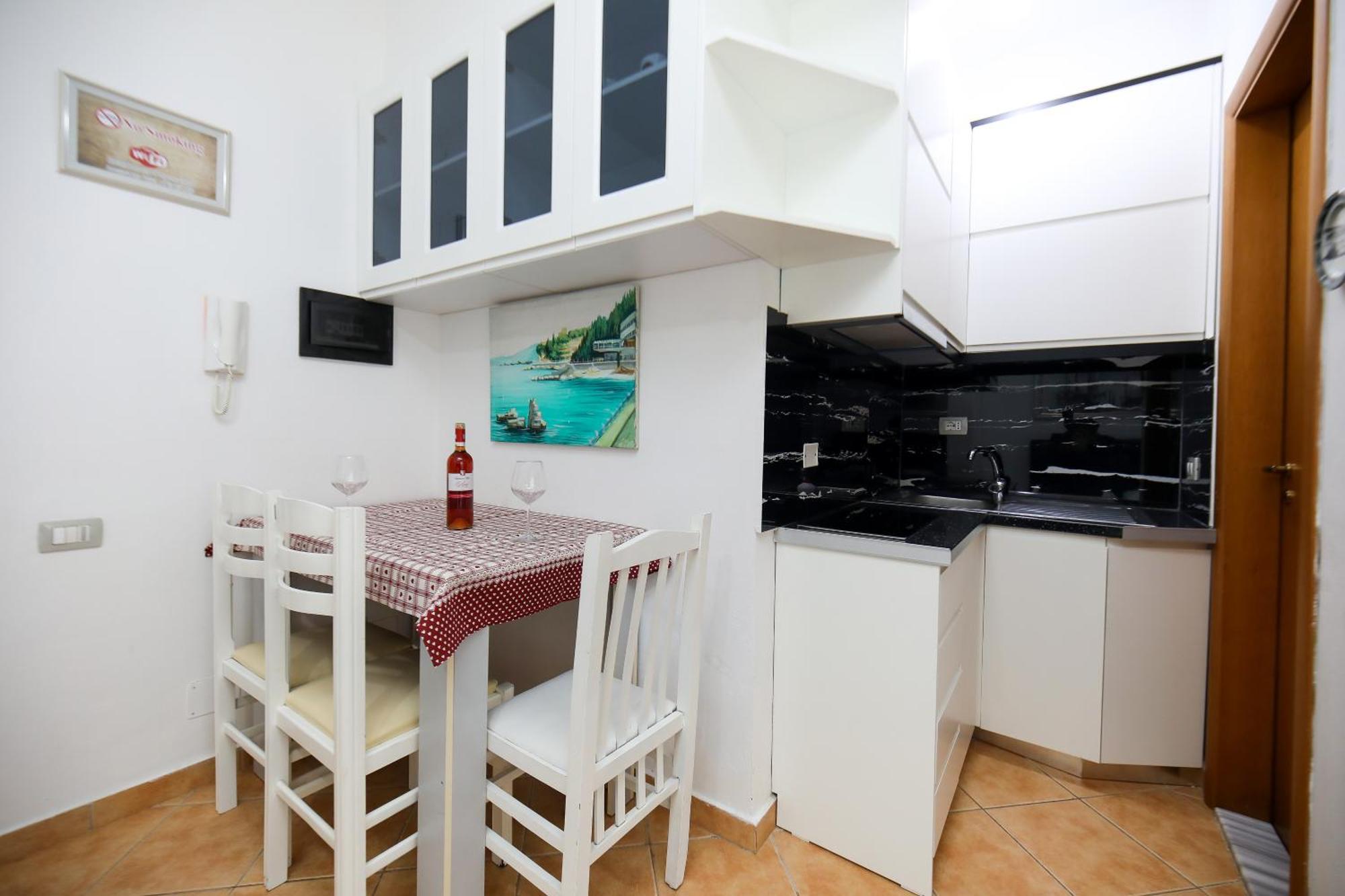 Noa Apartments Vlorë エクステリア 写真