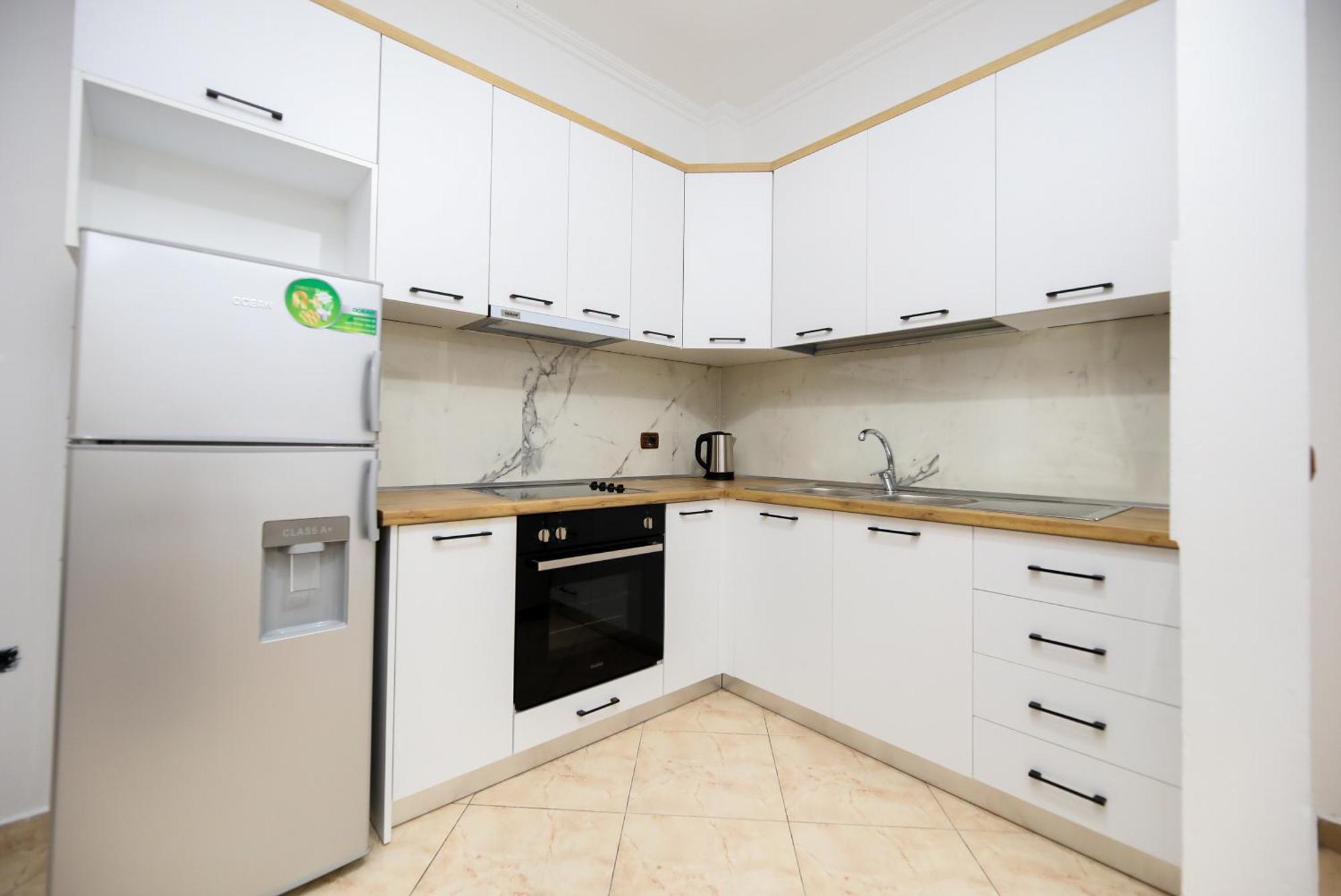 Noa Apartments Vlorë エクステリア 写真
