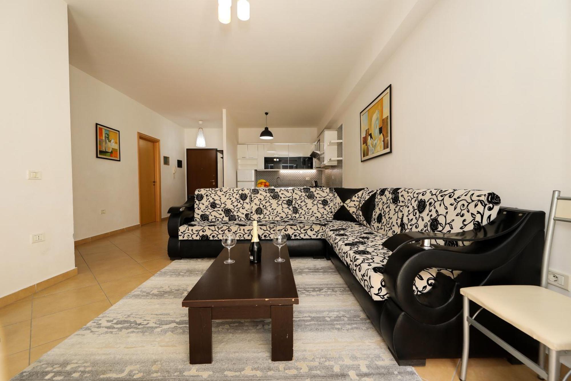 Noa Apartments Vlorë エクステリア 写真