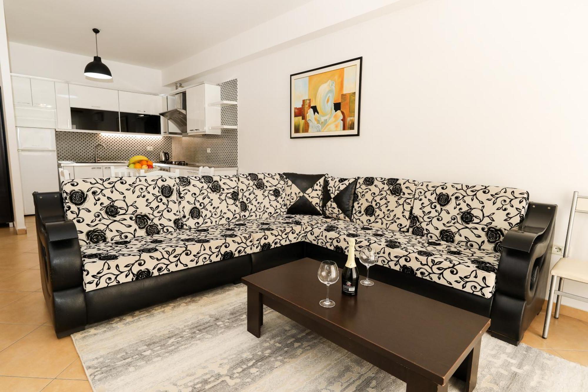 Noa Apartments Vlorë エクステリア 写真